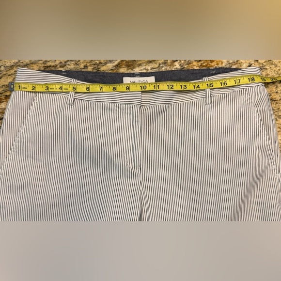 Nautica Navy Striped Chino Crop Pants  Women’s Size 14 - Picture 6 of 8
